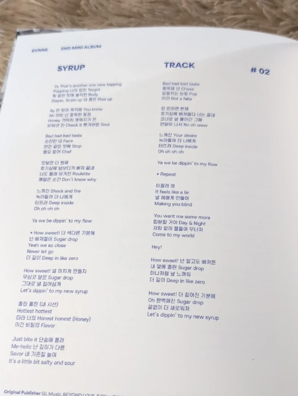 Un:SEEN 2nd Mini Album - Silver/Blue